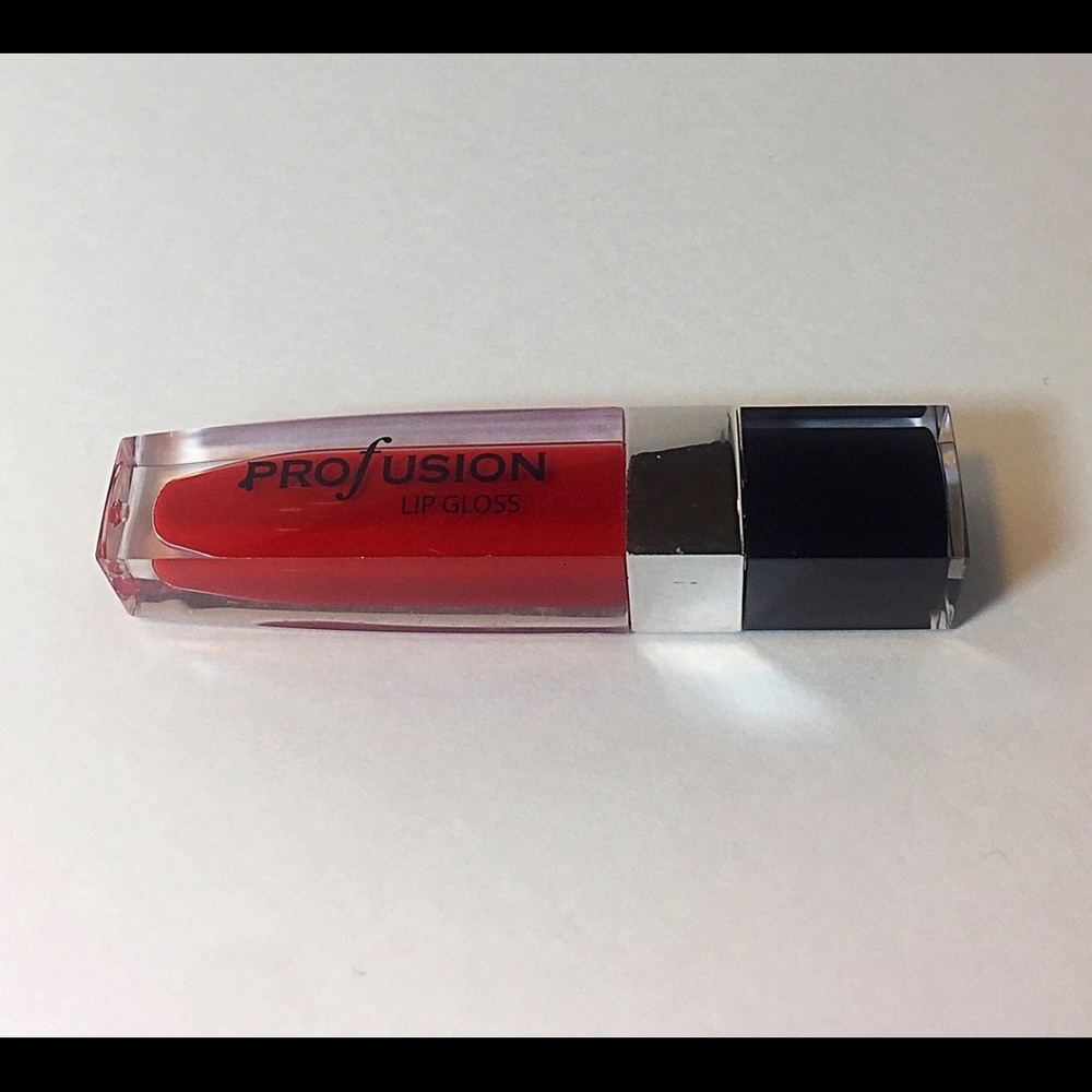 Makeup Bundle - Picture 3 of 8